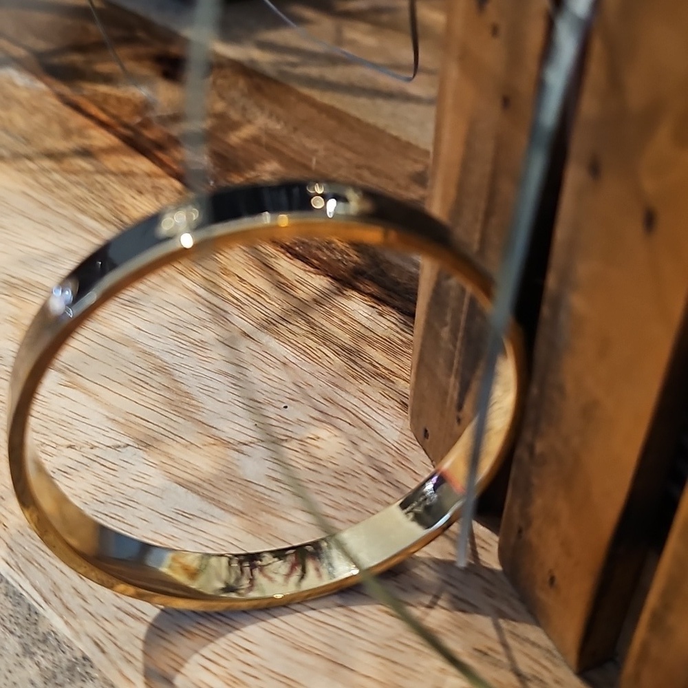Coach Black Enamel And Rhinestone Gold Toned Braclet - Picture 3 of 7